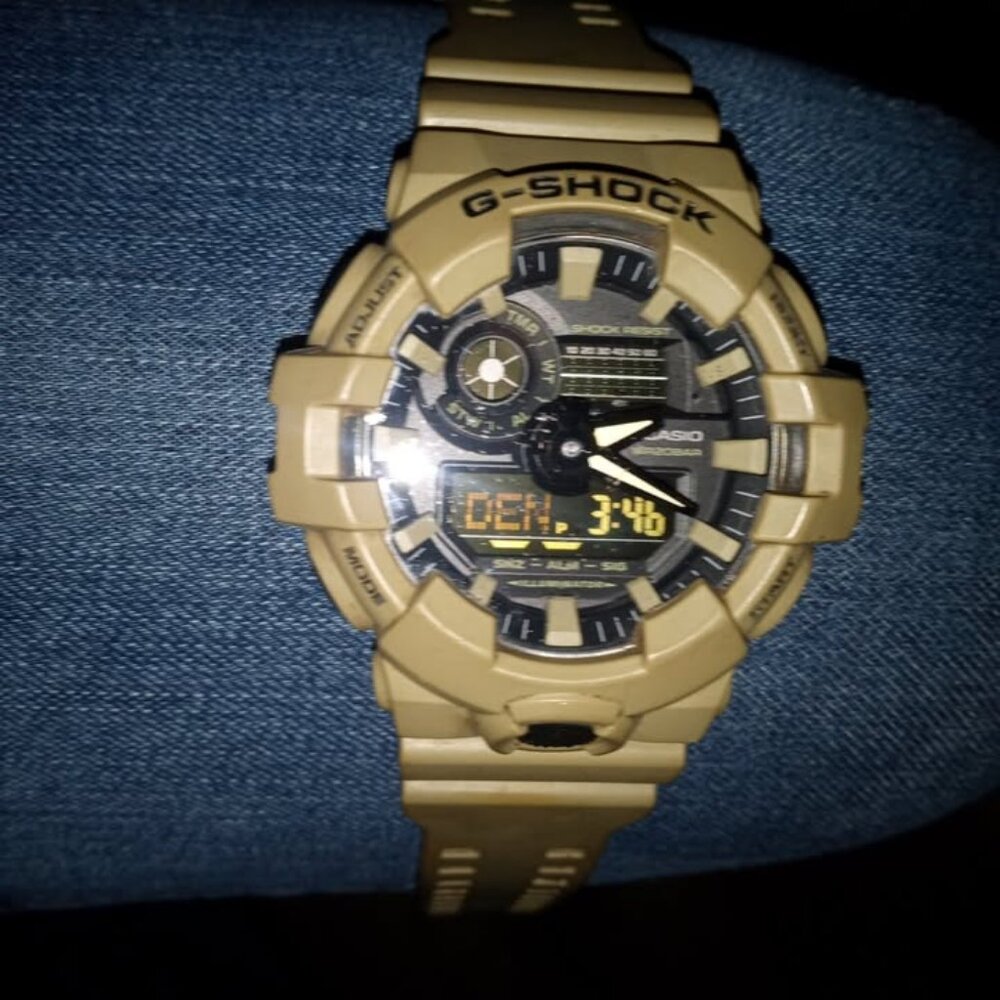 Casio g shock watch